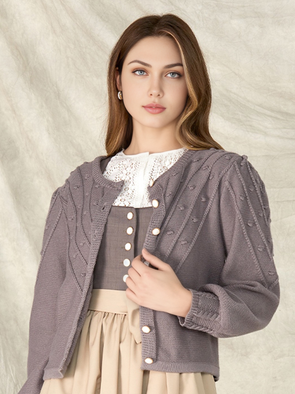 Schwarze Bluse Dirndl in modernem Design