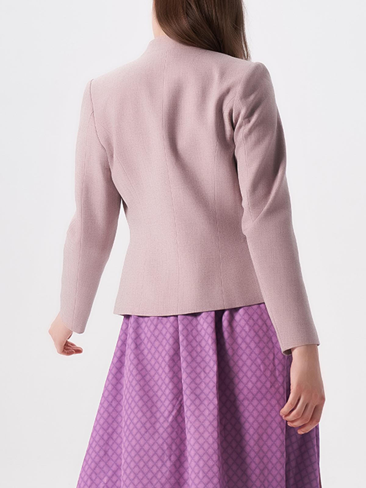 Modernes Dirndl in Lila