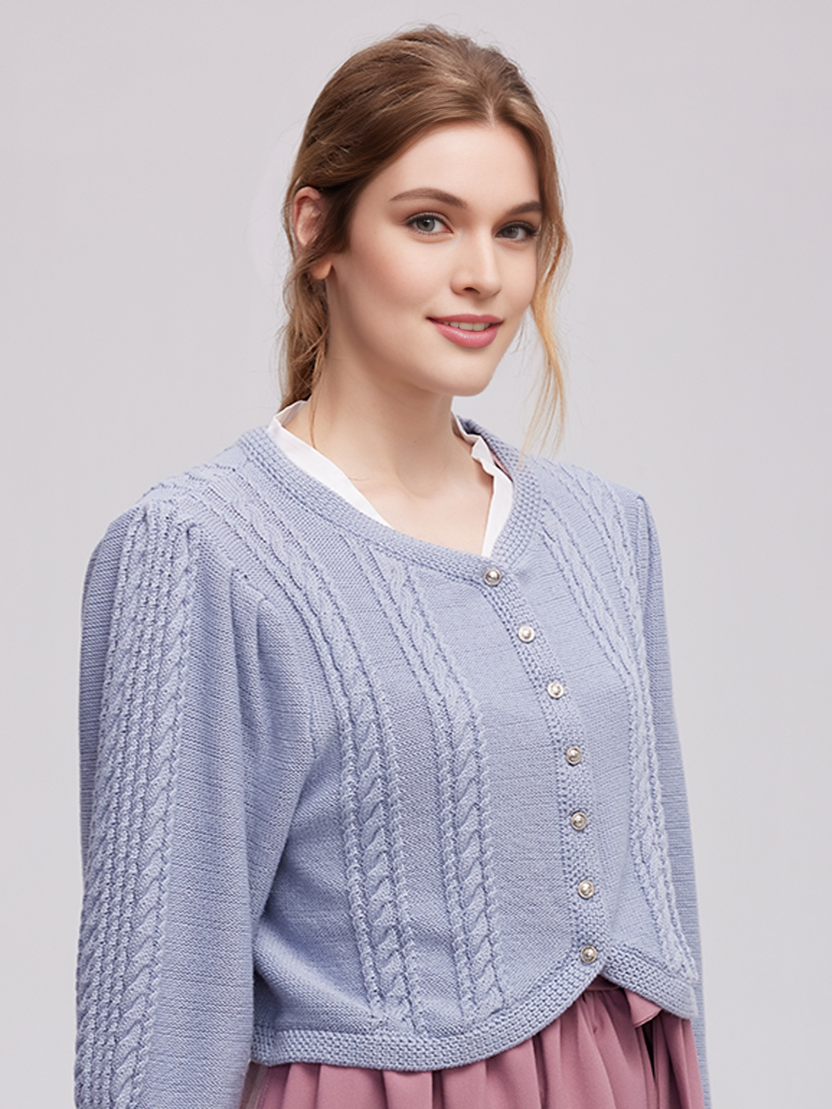 Modernes Dirndl in Blau
