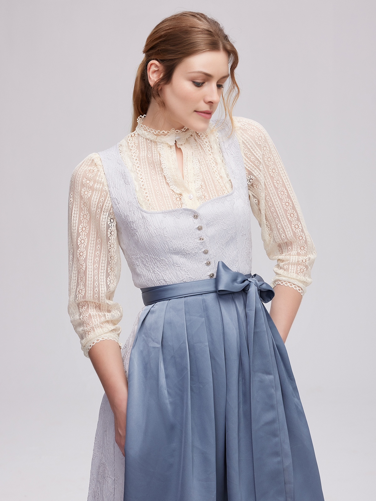Dirndl Grün Samt
