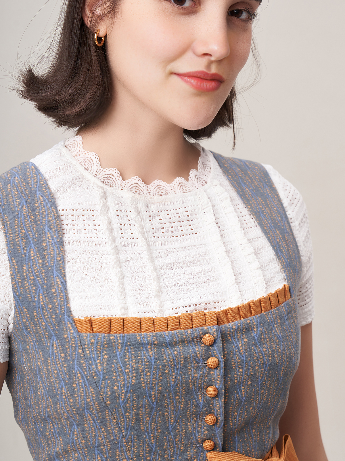 Stilvolle Dirndl-Kombination