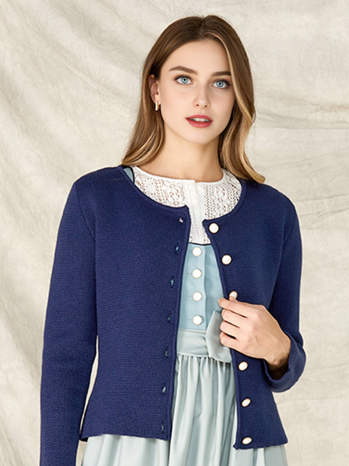 Dirndlbluse Langarm V-Ausschnitt in Marineblau