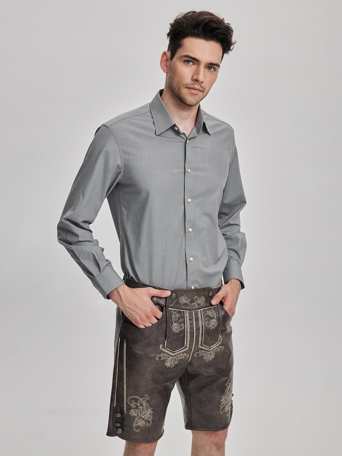 Dirndl Leder – Tradition und Moderne vereint