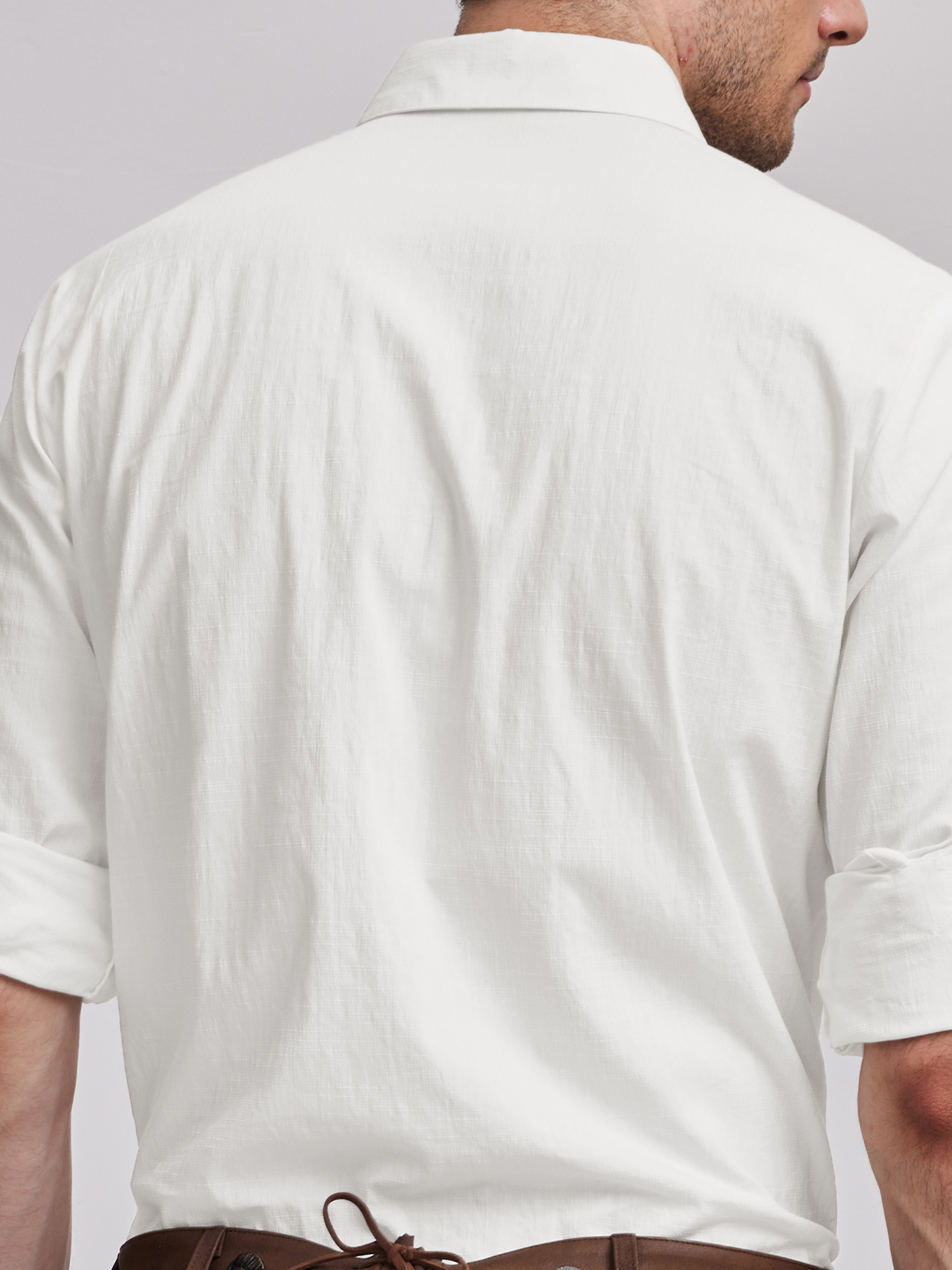 Dirndlbluse in Weiß mit Spitzenverzierung