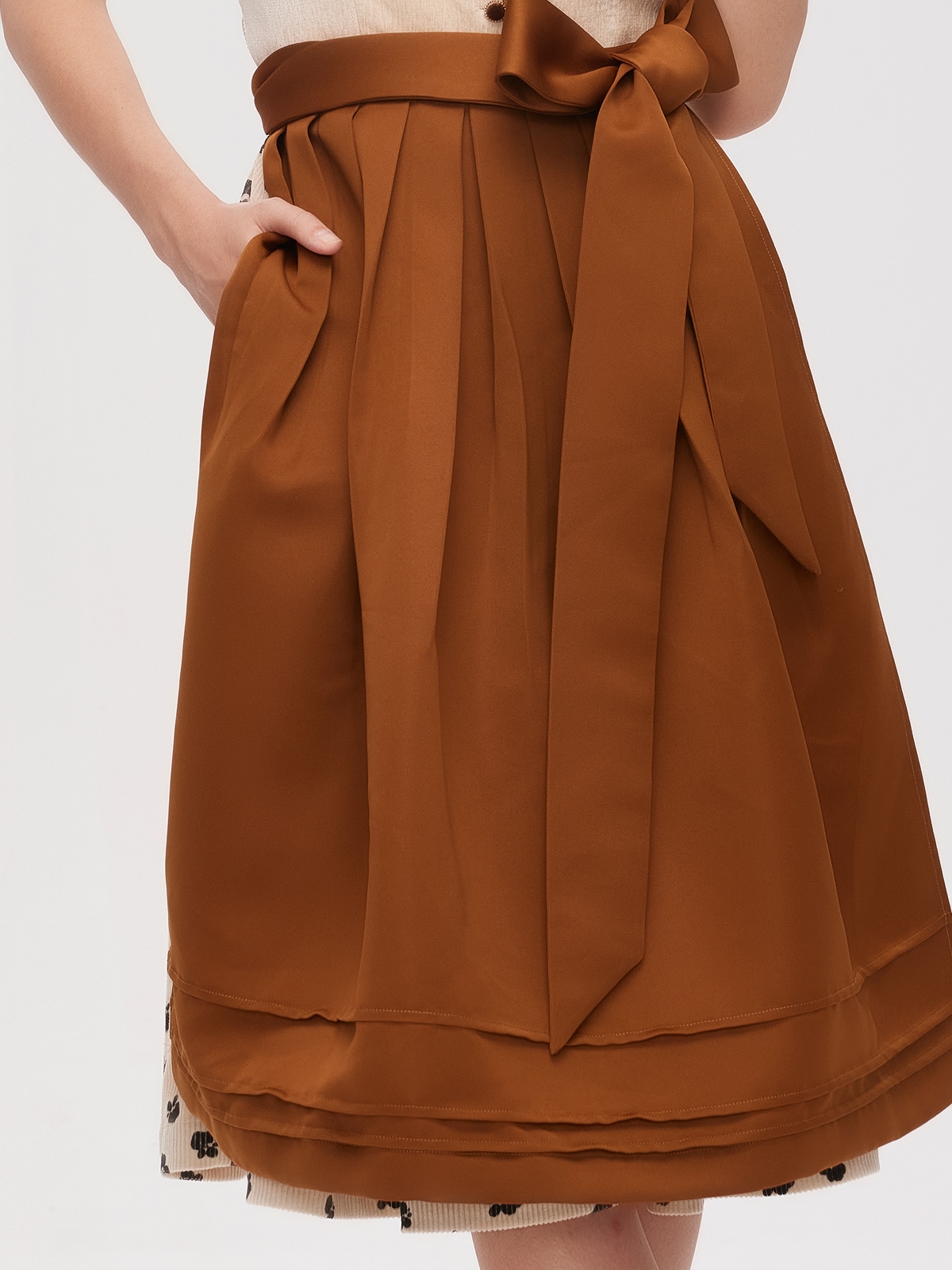 Dirndlbluse Langarm Weiß
